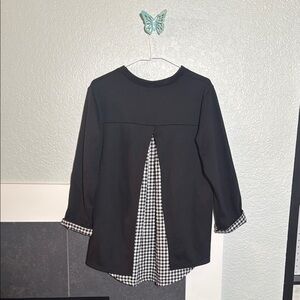 Chic Black High Low Top with Gingham Accent